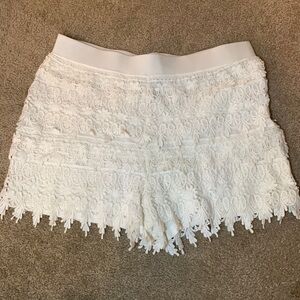 Express Lace White Shorts Size Small